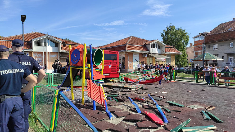 Da li treba ograničiti brzinu na 30 ili 40 km/h u naseljenim mestima: Poražavajući broj poginulih pešaka u Srbiji 1
