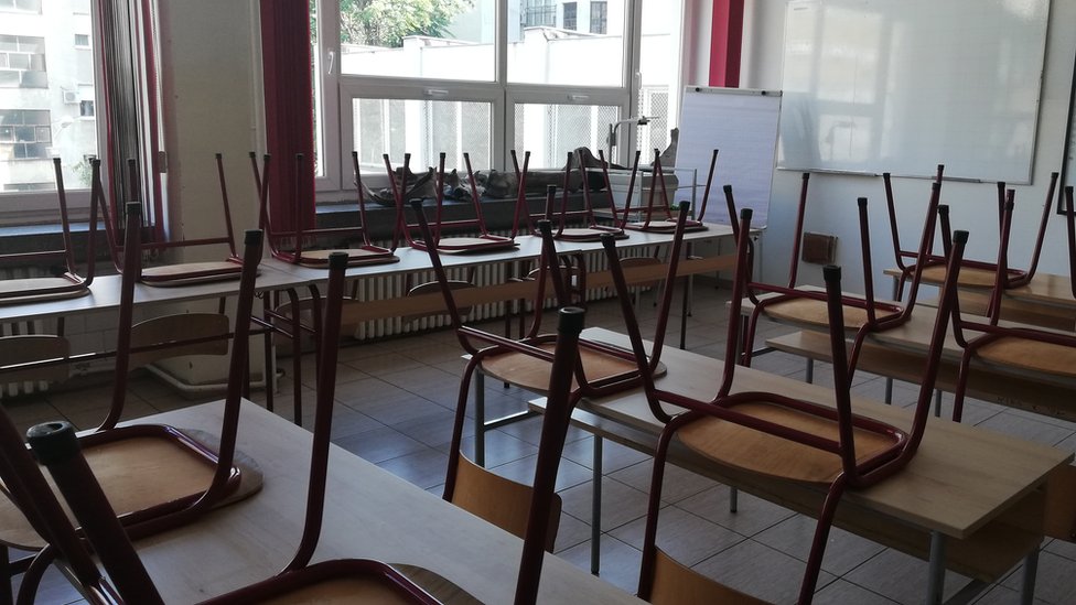 Škola, korona virus i Srbija: „Ne sećam se kako izgleda škola bez korona virusa" 7 Učionica