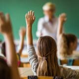 Škola, korona virus i Srbija: Kombinovana i onlajn nastava moguće i za učenike nižih razreda 5