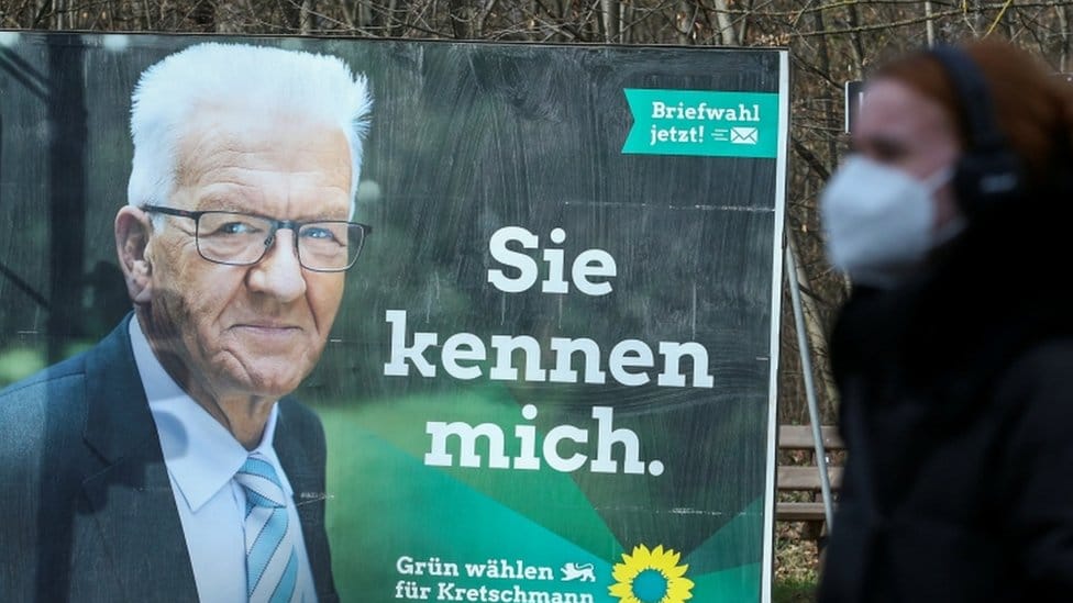 Nemačka i izbori: Analena Berbok - ko je žena koja bi mogla da postane nova kancelarka 4 An election poster showing Winfried Kretschmann