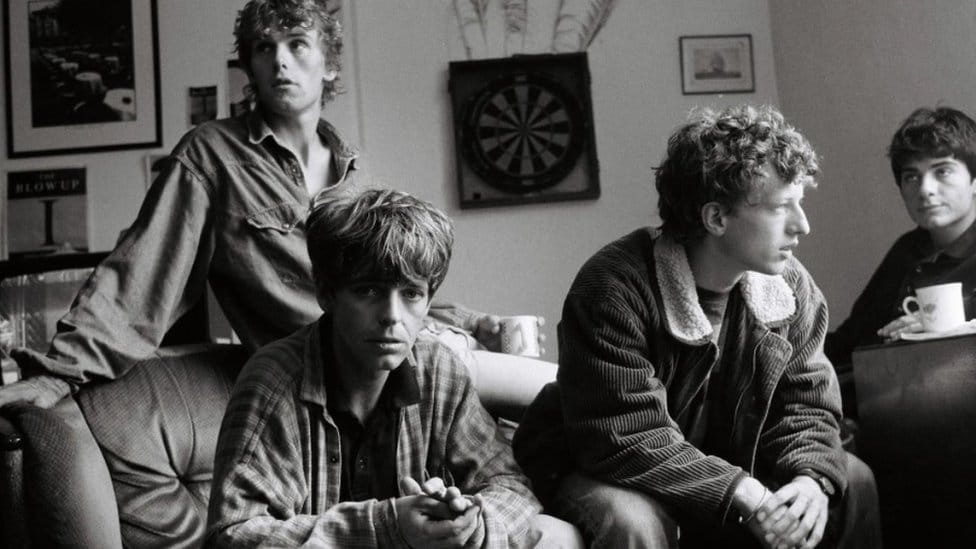 Muzika: Li Mejvers (The La's) - misterija izgubljenog rok genija 2 Sastav The La's (fotografisani u Liverpulu 1990) nagovestio je eru britpopa u britanskoj muzici 90-ih