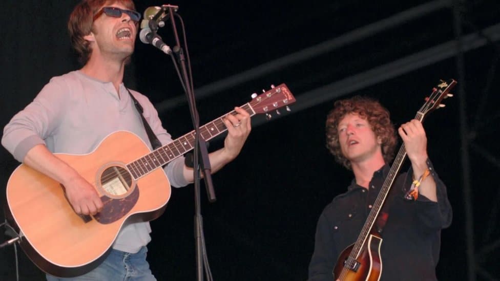 Mejvers i Džon Pauer su se ponovo ujedinili kako bi krenuli na turneju 2005, u okviru koje su svirali na Glastonberiju, ali je to okupljanje bilo kratkog daha