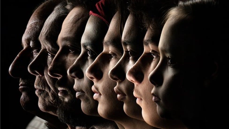 People from several generations lined up