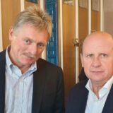 Ostavka Vučića je realan plan 10