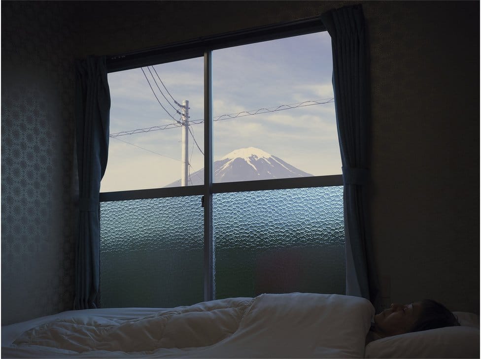 An image from photographer Pierre-Elie de Pibrac's series Hakanai Sonzai