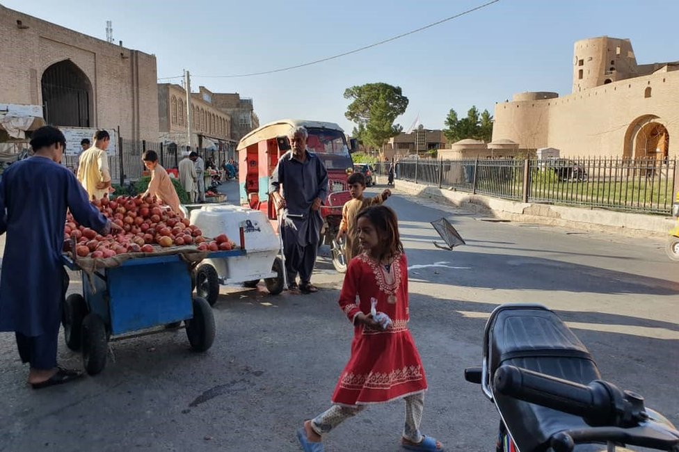 Avganistan i sukobi: Srpski lekar u Avganistanu - „Ljudima su potrebni hrana, novac i lekovi" 1 Herat