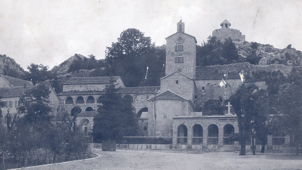 Crna Gora, politika, religija i istorija: Zašto je Cetinje mesto svih preplitanja i duša Crne Gore 3 Cetinjski manastir