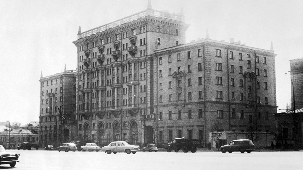 Američka ambasada u Bulevaru Novinski u Moskvi oko 1964. godine