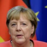 Angela Merkel, Nemačka i politika: Kraljica EU sa ukaljanom krunom 6
