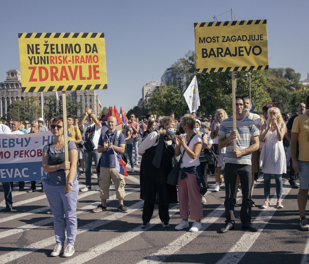 Protest Ustanak za opstanak i Beograd: Pištaljke i blokada saobraćaja za očuvanje prirode 2 Protest Ekološki ustanak