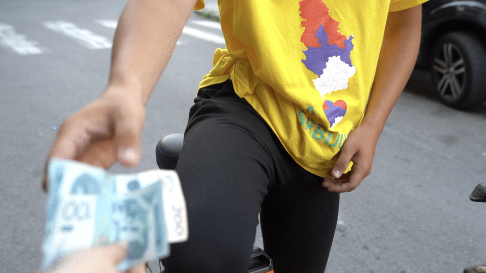 Glovo u Srbiji i naplaćivanje u devizama: Greška u programu i problemi sa zakonom 4 glovo
