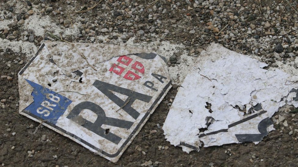 Kosovo, Srbija i tablice: Kurti i Rama na sastanku u Prištini, druga nedelja blokade Jarinja i Brnjaka 2 Kosovo, tablice, automobili