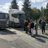 Meštani Lešja: Kamioni MBA Miljković nam uništavaju put 1