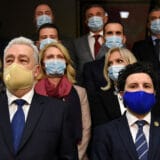 Premijer Crne Gore vratio ministra iz Skoplja, nastavlja sa smenama   8