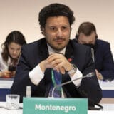 Abazoviću dodeljen Ključ grada Tirane 14