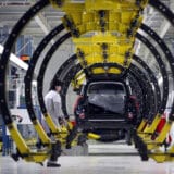 Radnici FCA u Kragujevcu sutra se vraćaju na posao 6