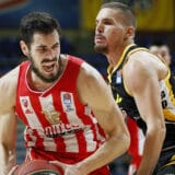 Samo da se izbegne debakl 8