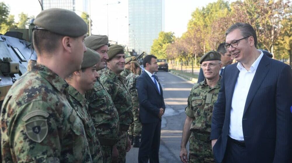 Vučić: Opremljenost VS neuporediva u odnosu na pre nekoliko godina 1