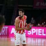 Zvezdino lice i naličje Partizana 3