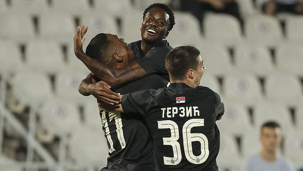 Partizan siguran u Bačkoj Topoli, Terzić dvostruki strelac 1