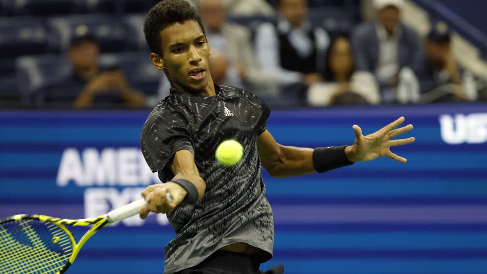 Feliks u lovu na Medvedeva 1