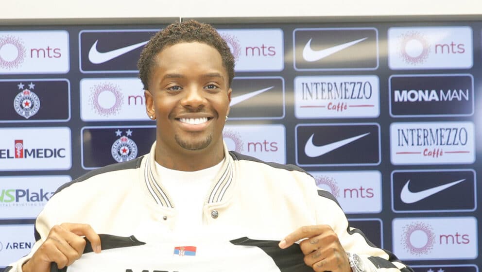 Kvinsi Menig tri godine u Partizanu 1