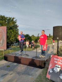 3 (1) Na Šodrošu formiran živi zid kao otpor kriminalu, samovlašću, urbicidu i ekocidu (FOTO) 6