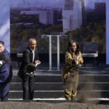 Barak Obama postavio kamen temeljac za svoj budući predsednički centar u Čikagu 14