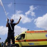 Stotine zdravstvenih radnika protestovale u Atini zbog obavezne vakcinacije 10