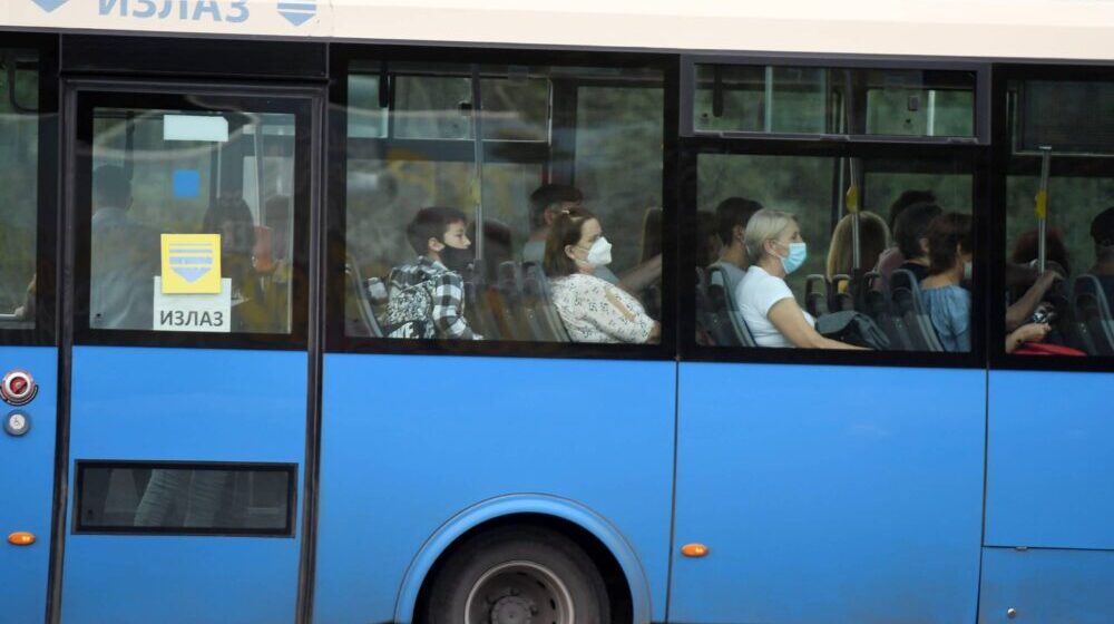 Žena iz Zrenjanina dobila mesečnu kartu za gradski prevoz, ali autobusa nema 1