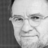 Ružičasta stvarnost u boji hvalospeva 1