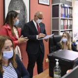 Prijava za dodelu bespovratnih sredstava za kupovinu dela udžbenika produžena do 15. oktobra 9