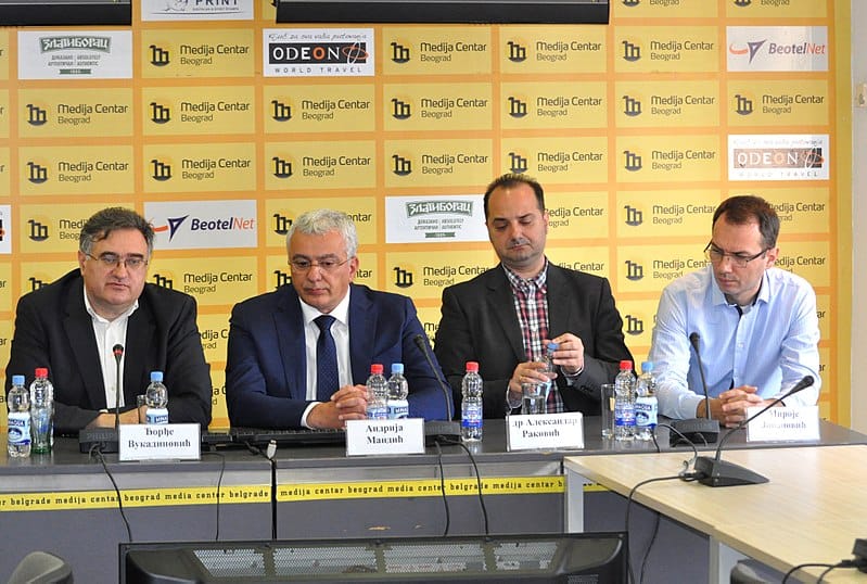 Radman: Odakle Vukadinoviću da 54,5 odsto podržava ustoličenje na Cetinju 2