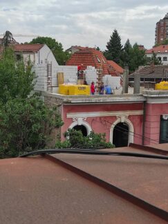 IMG-20210917-WA0039 Na objektu od posebne vrednosti u Topolskoj 19 pravi se novi sprat 5