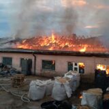 Sprečeno dalje širenje požara u nekadašnjoj fabrici dečjeg nameštaja ''Stolar'' u Pirotu 1