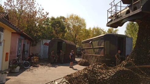 Pripreme za sutrašnji praznik u Nemanjinoj i na Ušću (FOTO) 13