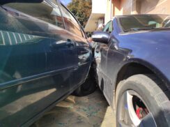 Autobus uleteo u dečje igralište u Zemunu, šest osoba povređeno, devojčica na intenzivnoj nezi (FOTO, VIDEO) 5