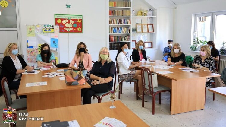 Kroz projekat „Pravo na ravnopravnost” 20 žena žrtava porodičnog nasilja u Kragujevcu osnažene za samostalni život 1