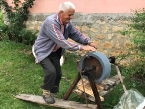 Ni oštar nož ne odoleva zubu vremena 4