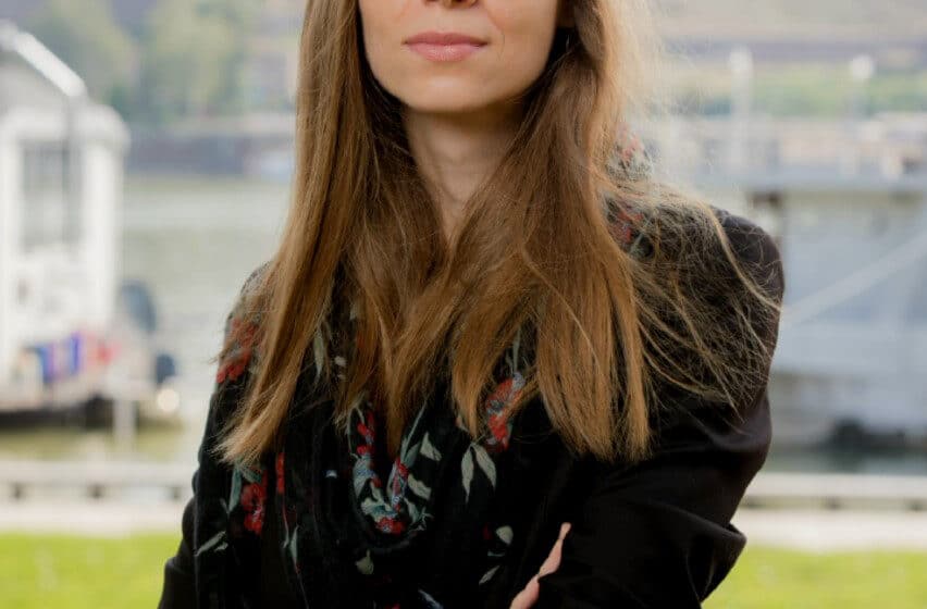 Ko odlučuje o ratu i miru? 1 Ko odlučuje o ratu i miru? 1