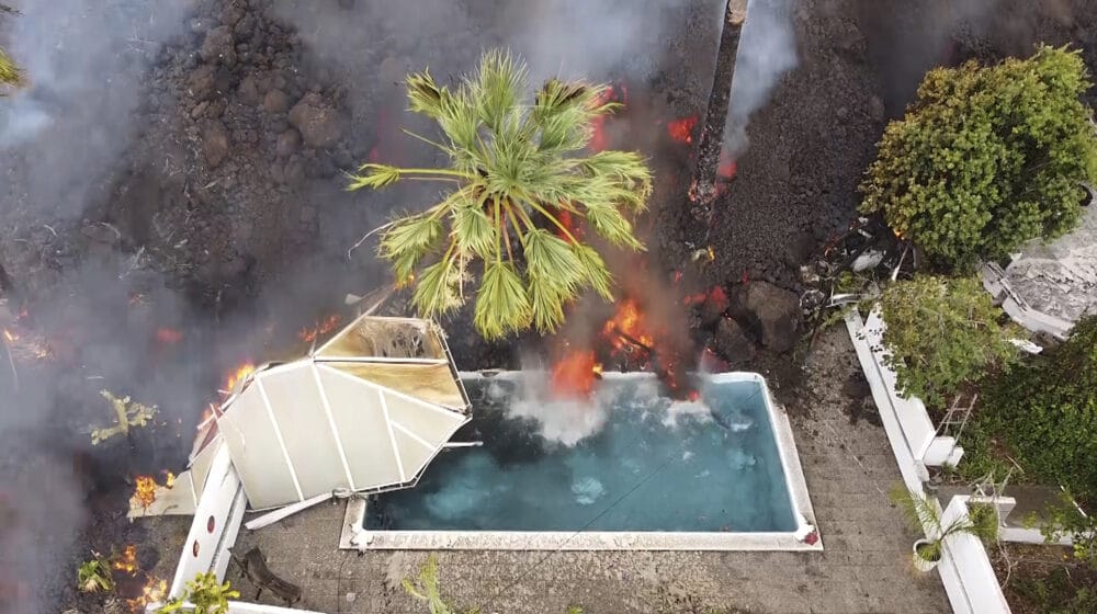 Na Kanarskim ostrvima evakuisano ukupno 6.000 ljudi zbog erupcije vulkana 1