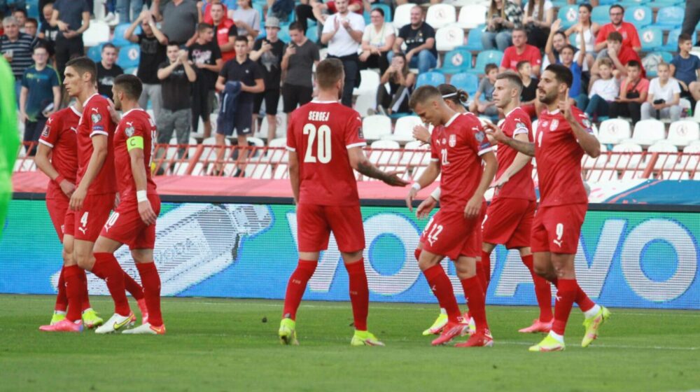 Srbija sigurna protiv Luksemburga, dva gola Mitrovića 1