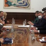 Vučić primio evroparlamentarce: Uveren sam da će predizborni proces biti u skladu sa najvišim demokratskim standardima 8