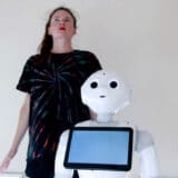 Robot, dron i Zoom 2