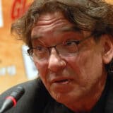 Darko Bajić: Dok dižemo ruke odobravajući ili protestujući, možemo ostati bez novčanika, ali i bez ponosa 6