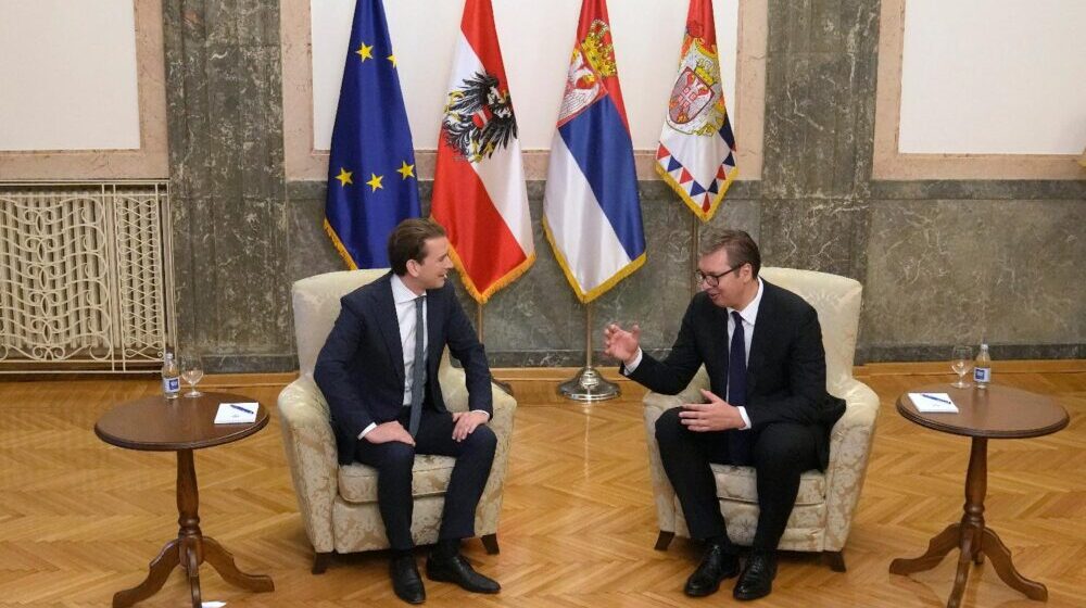 Vučić uručio Orden Republike Srbije austrijskom kancelaru 1