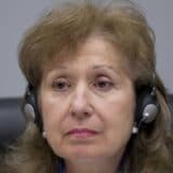 Konferencija Trendafilove u Prištini otkazana nakon što su OVK veterani bacali dimne bombe, ipak održala jedan sastanak 5