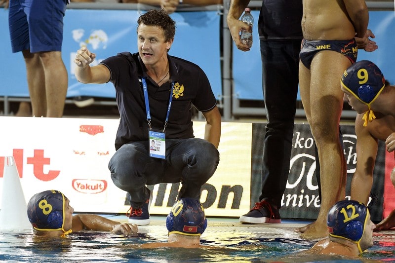 Crna Gora zadržala Gojkovića 1