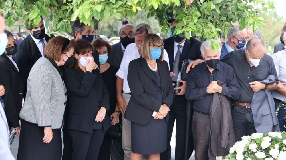 Gojković prisustvovala sahrani Teodorakisa 1