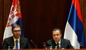 Ministar unutrašnjih poslova Srbije i lider socijalista Ivica Dačić izrazio je danas saučešće povodom smrti nekadašnjeg političara i profesora Branislava Ivkovića, ističući da je bio "veliki znalac" u oblasti građevinarstva i da se predano bavio i politikom.